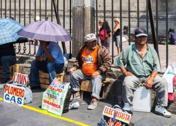 Creció la pobreza laboral en 12 estados desde Covid