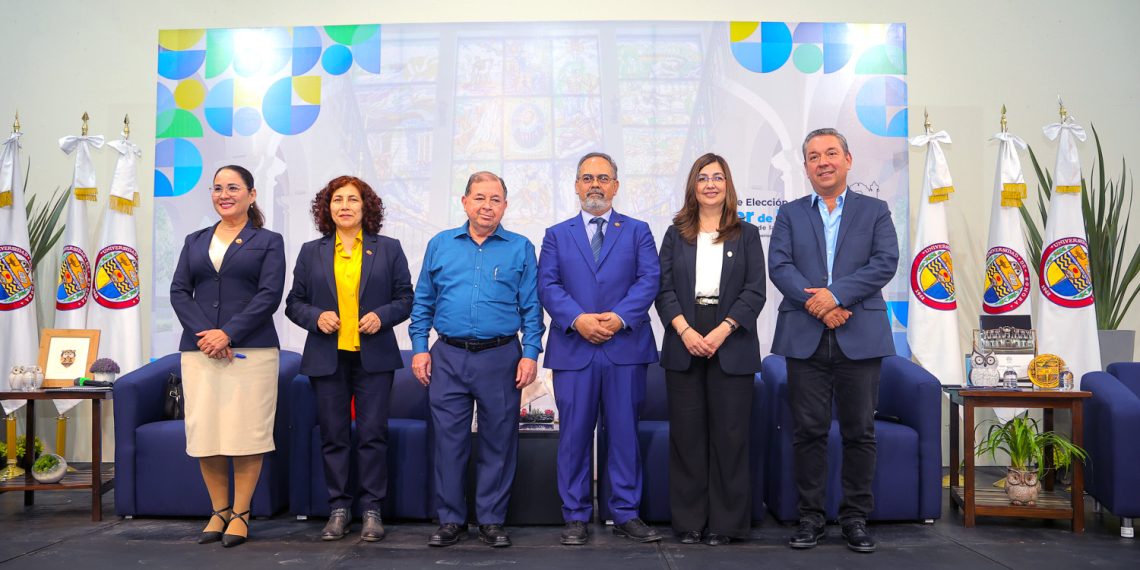 Se realiza en campus Hermosillo el tercer Foro con Aspirantes a la Rectoría