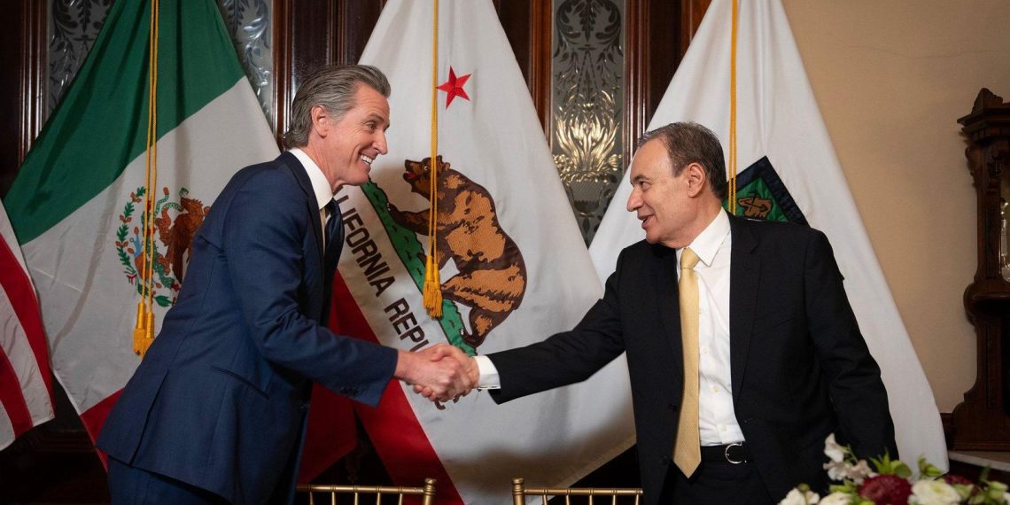 Gobernador Durazo y Gobernador Newsom firman acuerdo histórico para desarrollo sustentable binacional con California