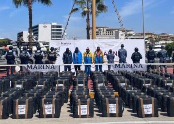 Marina asegura 900 millones de dosis de cocaína en B.C.S.