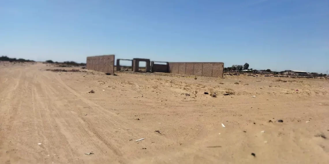 Localizan dos cuerpos en predio baldío en la colonia Topahue de San Luis Río Colorado