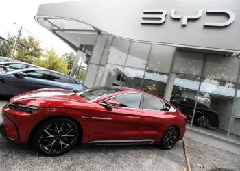 Retrasa China planta de BYD en México