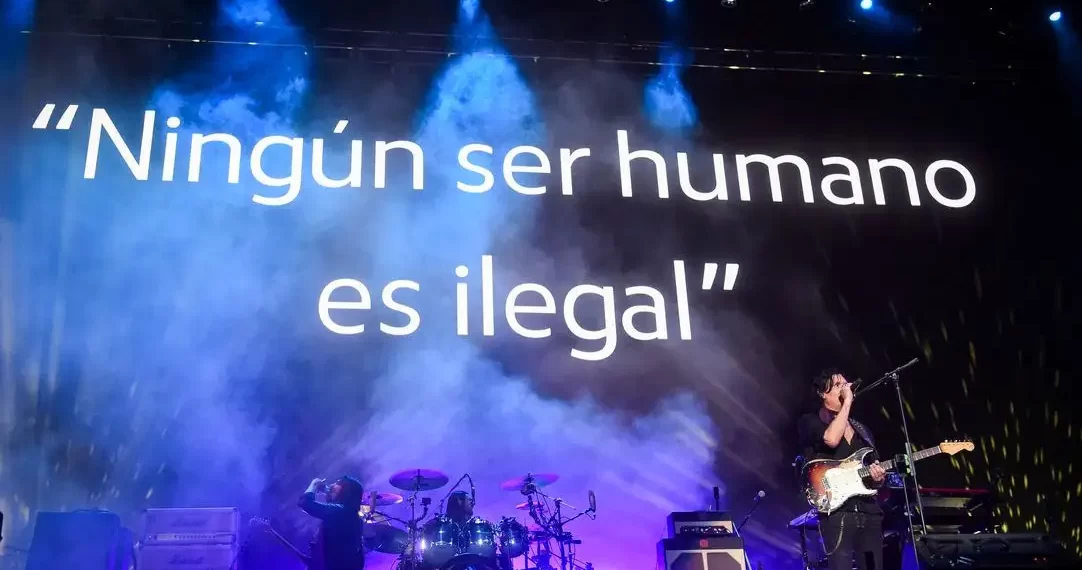 “Ningún ser humano es ilegal”, proclama Caifanes en el Vive Latino