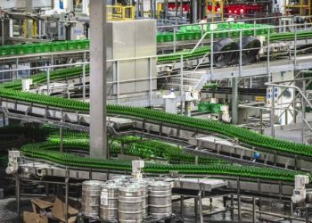 Aranceles de Trump amenazan a productores de cebada en EU y podrían encarecer la cerveza en México