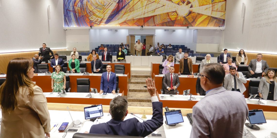 Aprueba Congreso de Sonora revocación de mandato de regidora y envía reformas a comisiones para su análisis