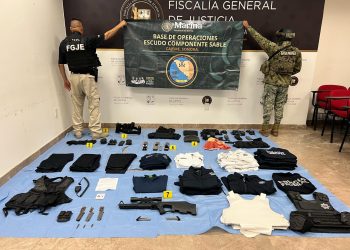 Detienen a cinco presuntos delincuentes en inmediaciones de Guaymas