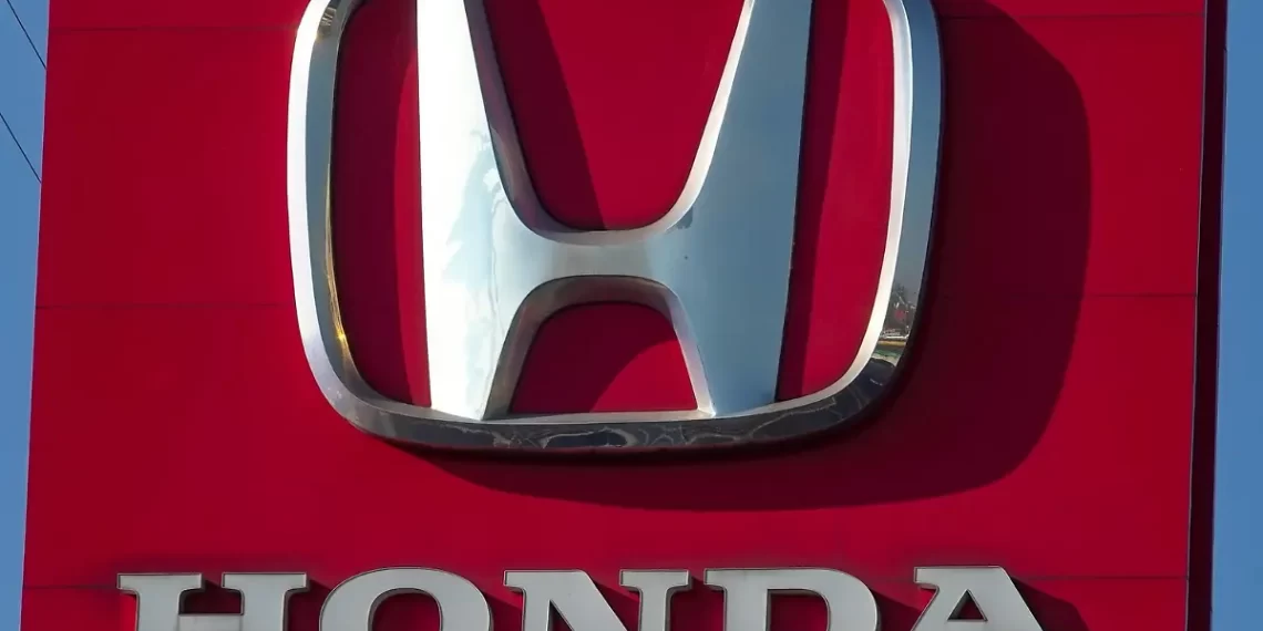 Honda fabricaría el próximo Civic en EU y no en México por aranceles