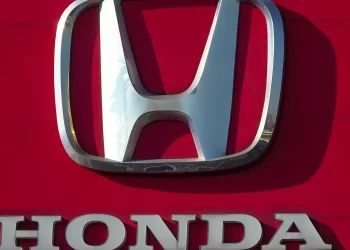 Honda fabricaría el próximo Civic en EU y no en México por aranceles