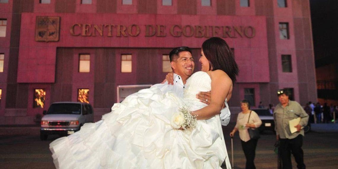 Gobierno de Sonora dará certeza jurídica a parejas sonorenses