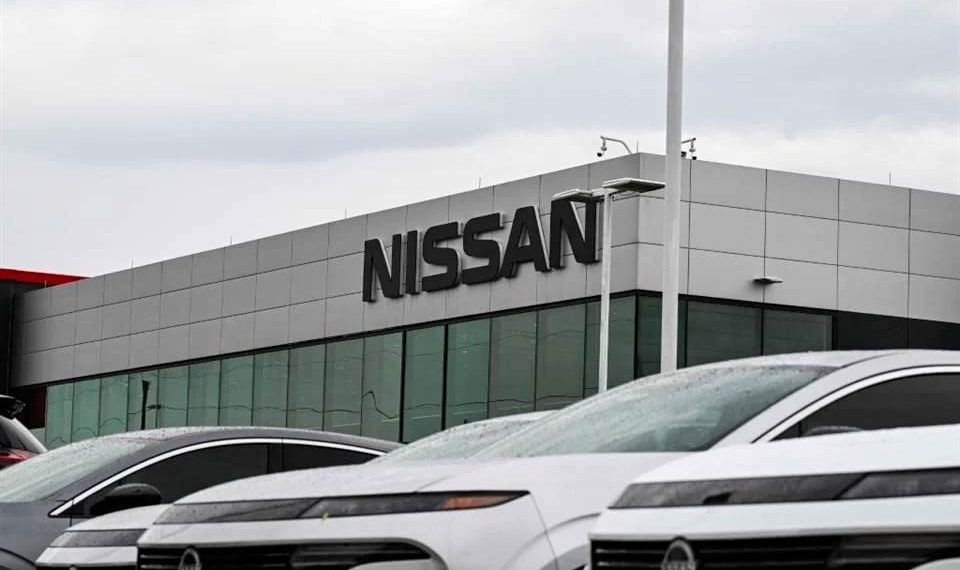 Traslada Nissan producción de pickups de Argentina a México