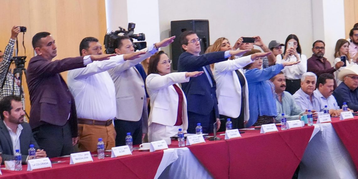 Toma protesta doctora Karla Córdova González como presidenta de la Red Sonorense de Municipios por la Salud