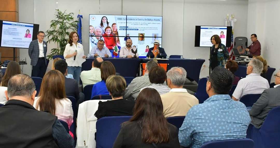 Participa DIF Hermosillo en el Foro “Manual de Operación de la Familia”