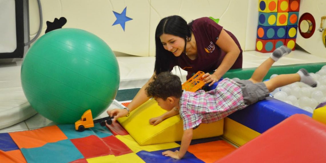 Gobierno de Sonora fortalece servicio del CREE en beneficio de niñas, niños y adolescentes