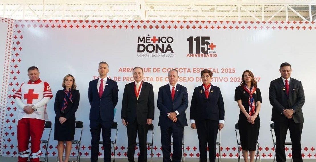 Entrega Gobernador Durazo siete ambulancias en el marco de la Colecta Estatal 2025 de Cruz Roja