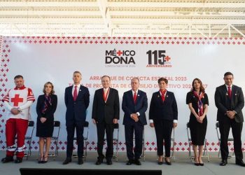 Entrega Gobernador Durazo siete ambulancias en el marco de la Colecta Estatal 2025 de Cruz Roja