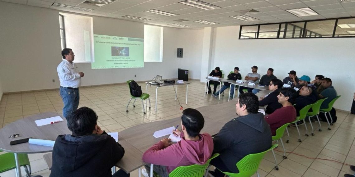 Fortalece Gobierno de Sonora capacitación de alumnado en áreas estratégicas del sector industrial: UTGuaymas