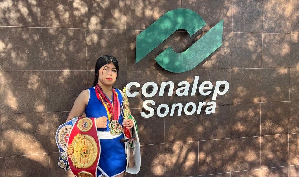 Alumna de Conalep busca ser inspiración para mujeres que quieran practicar el boxeo
