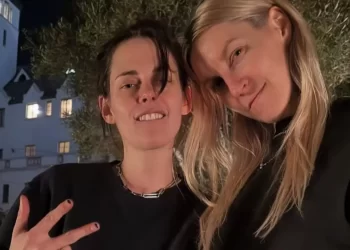 Kristen Stewart se casa con Dylan Meyer
