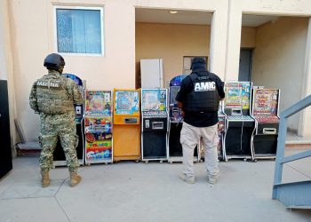 Operativo conjunto AMIC-SEMAR asegura ocho máquinas tragamonedas en Ciudad Obregón