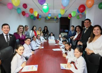 Reconoce Grupo Parlamentario de Morena a diputados y diputadas infantiles