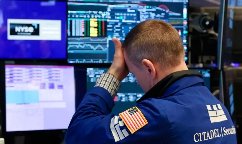 Caen 17% bolsas de EU en 3 meses de Trump