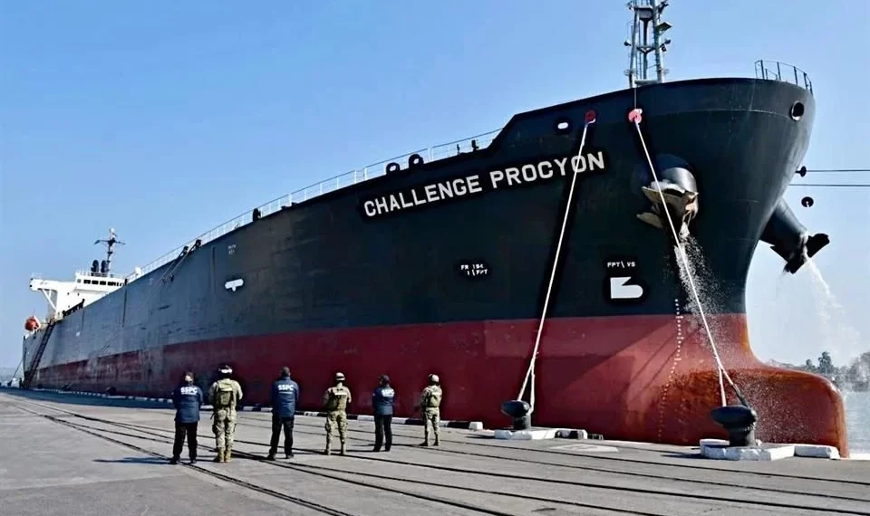 Ligan con el CJNG buques de huachicol