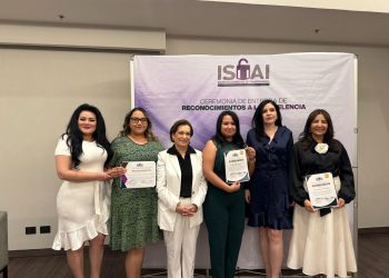 Recibe protección Civil Sonora reconocimiento a la excelencia por labor de enlaces de transparencia