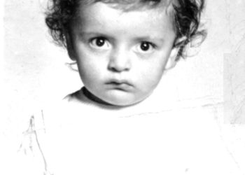 Cantante de narcocorridos invitado de honor en desfile ganadero, lo que faltaba