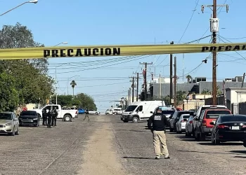 Asesinan a balazos a un joven al salir de taller de carrocería en San Luis Río Colorado