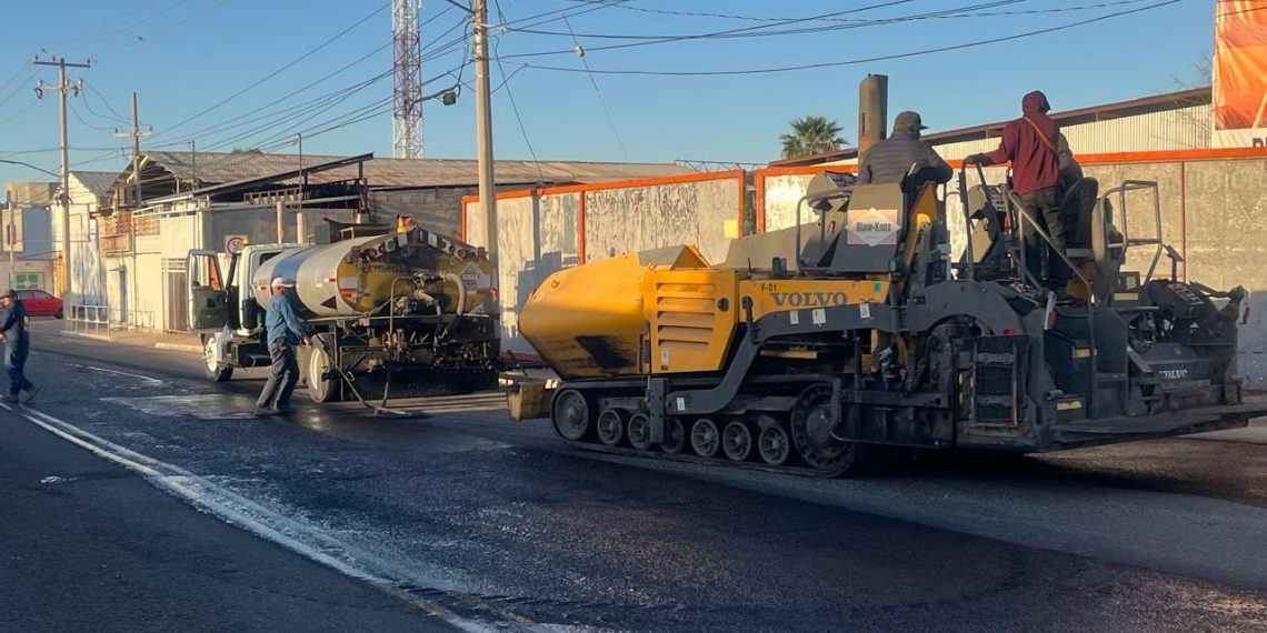 Inicia Gobierno Municipal trabajos de mantenimiento en calle Reforma