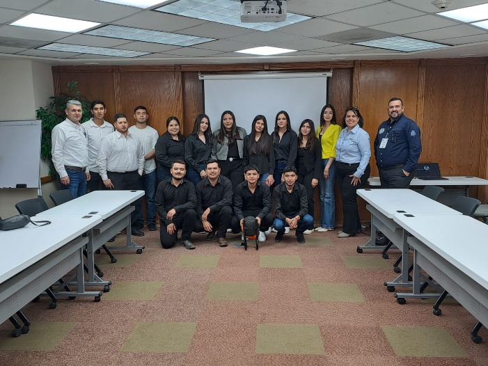 Participa alumnado de Unisierra en Congreso Internacional de Ergonomía