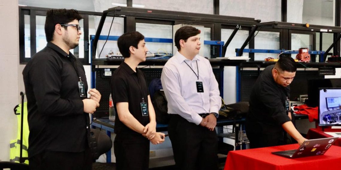 Alumnado de la Universidad Tecnológica de SLRC diseña y construye maquinaria de alta especialización