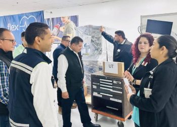 Recibe Universidad Tecnológica de SLRC donación para equipamiento de laboratorios