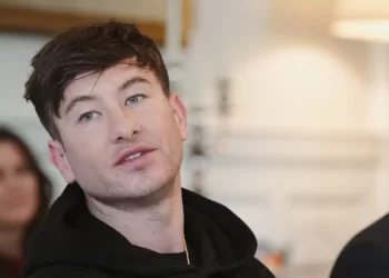 Barry Keoghan revela que sufre de adicciones