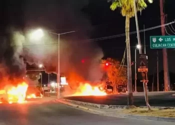 Cárteles dirimen diferencias en carretera que conduce a Sonora