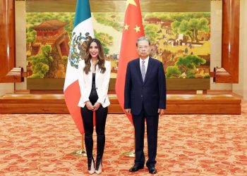 Busca Diputada Diana Karina Barreras beneficios para Sonora ante la Asamblea Popular China