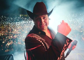 EU le quita visa de trabajo a Julión Álvarez; pospone concierto en Texas
