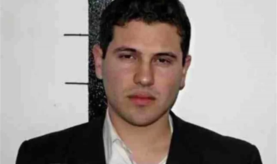 Evade hijo de ‘El Chapo’ a autoridades con túnel.- WSJ