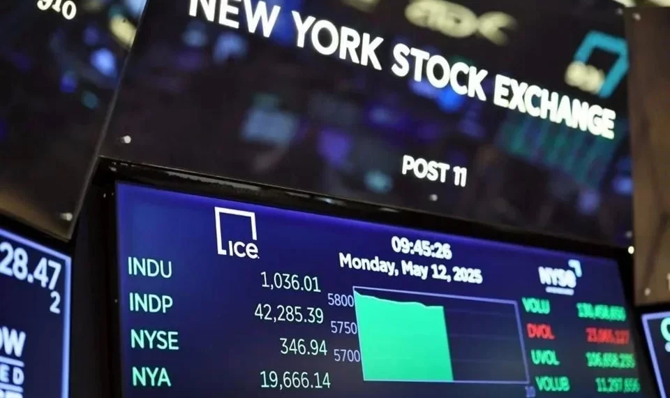 Bolsas de EU cierran semana con fuertes ganancias