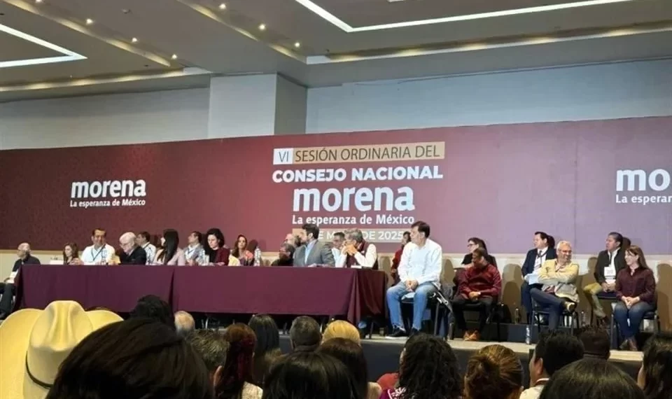 ‘No nos confiemos’, advierte CSP a morenistas en carta