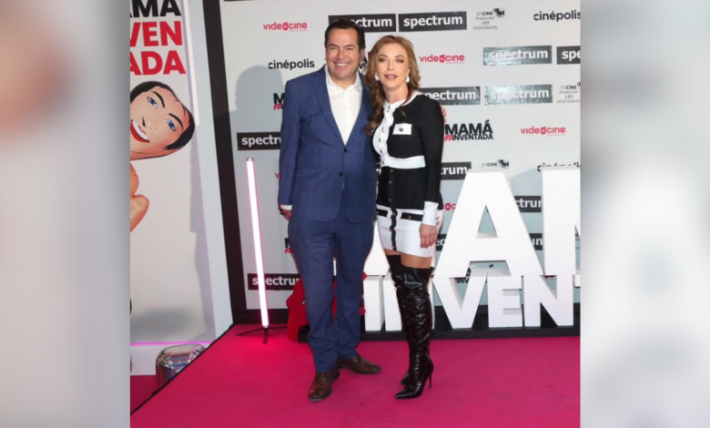 Laura Flores y Lalo Salazar derraman miel en su primera alfombra roja