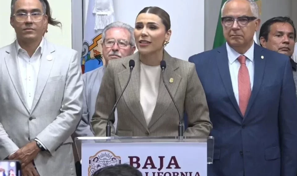 No hay delito, no sé la causa, dice Ávila por retiro de visa