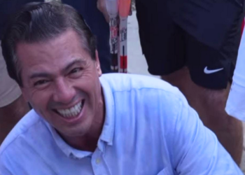 Peña Nieto reaparece y protagoniza espectáculo de magia