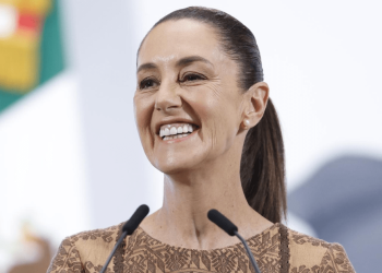 Sheinbaum invitará al nuevo papa a visitar México