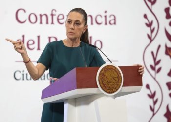 Sheinbaum llama a mexicanos en EU a rechazar impuesto en remesas