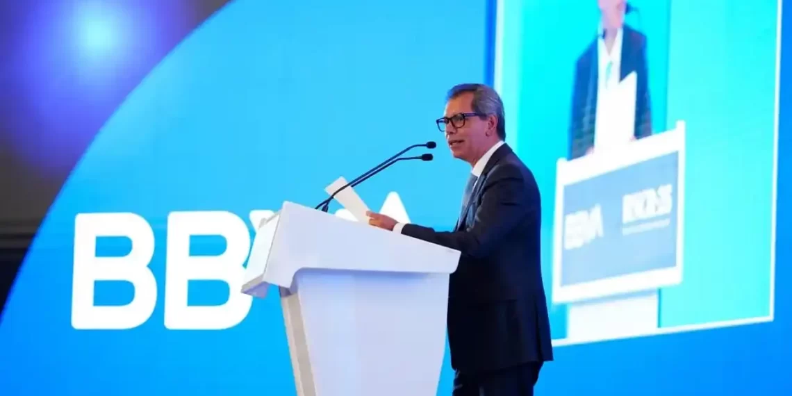 Impacto de impuesto a remesas equivaldría al 3% del PIB: Hacienda