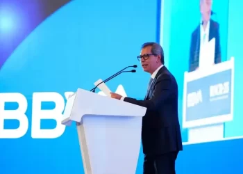 Impacto de impuesto a remesas equivaldría al 3% del PIB: Hacienda