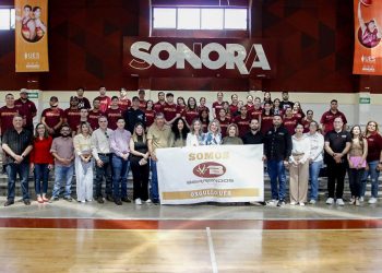 Abandera Gobierno de Sonora a deportistas de la UES