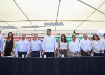 Gobierno de Sonora encabeza desfile por el Día del Trabajo