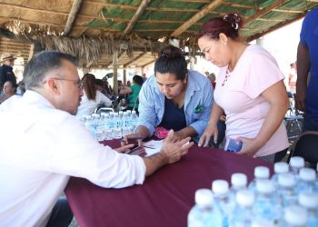 Acerca Gobierno de Sonora atención a productores primarios del campo pesquero El Choyudo